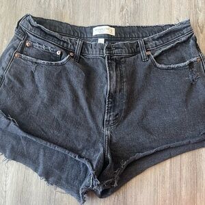 Abercrombie & Fitch Curve Love High Rise Mom Short